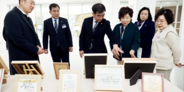 240216 박진영 의원, ‘다섯 번째 필연회’ 경기도청전 참석 (2).JPG.jpg