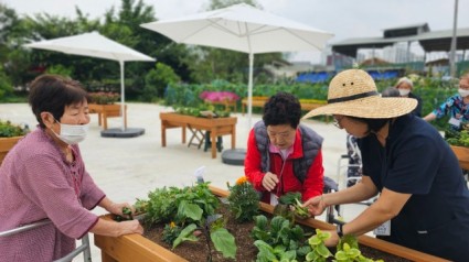 3-1. 용인특례시가 _함께하는 텃밭_ 교육 복지시설을 모집한다..JPG