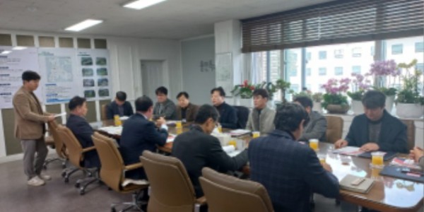 13. 처인구가 지난 26일 인·허가 자문단 간담회를 개최했다..jpg