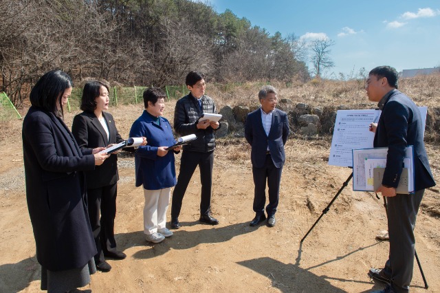 20240321 용인특례시의회 자치행정위원회, 제281회 임시회 공유재산 관리계획안 심의 대상지 현지 확인(1).jpg