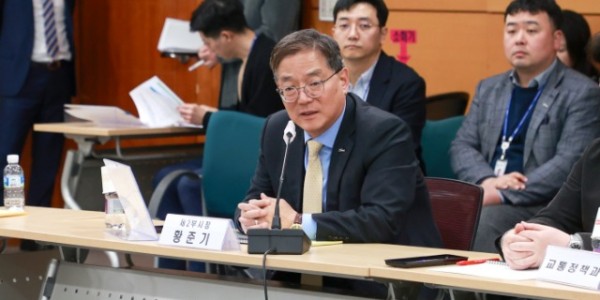 1-1. 황준기 용인특례시 제2부시장이 6일 반도체 국가산단 사업단지계획 사전협의회에서 인사말을 하고 있다.JPG