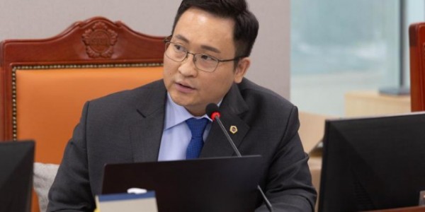 240329 변재석 의원, 고양시 초.중.고교 과밀학급 해소에 앞장설 것.jpg