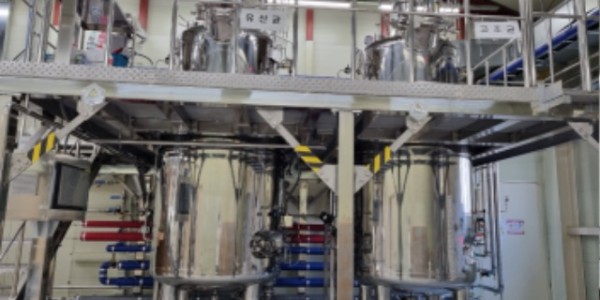 3-1. 용인특례시가 친환경농업을 위해 유용미생물생산실을 증축했다.jpg