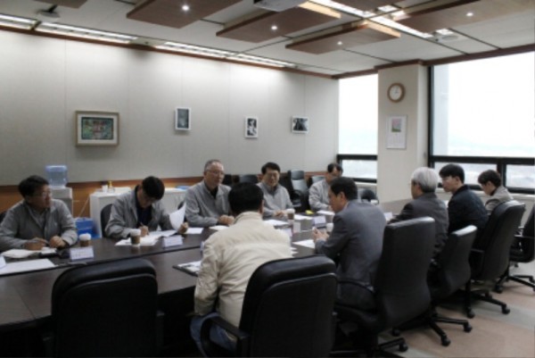 2-2. 지난 3일 용인특례시와 고등기술연구원이 처인구 백암면 지역발전을 위한 공익사업들을 논의했다..jpg