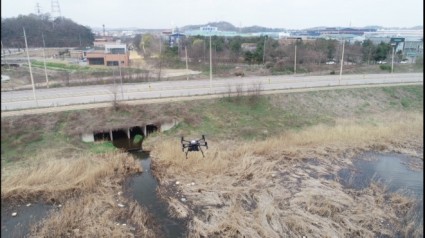 (사진자료)경기도，+론+등+과학감시장비+활용해+한탄강수계+감시+(3).jpg