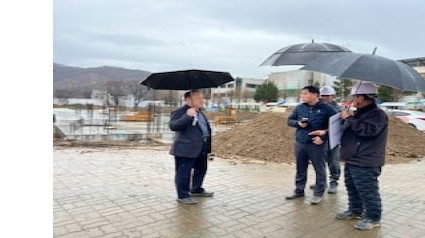 240409 윤종영의원, 지역내 학교 공간혁신 개선 공사 확인 및 학교장 건의사항 해결노력.jpg