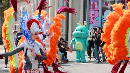 8-2. 용인특례시 공식 캐릭터인 조아용이 4월20일부터 5월11일까지 에버랜드 카니발 퍼레이드 주인공으로 등장한다.jpg