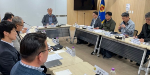 240423 김동영 의원, 야간·우천 시 차선 안보여... 차선 시인성 개선 위한 신기술 적용 필요1.jpg