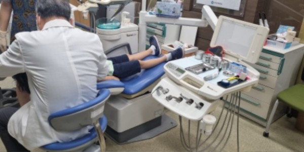 8-2. 용인특례시 보건소가 초등학교 4학년을 대상으로 치과주치의사업을 시작했다..jpg