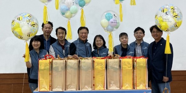 6-1. 동천동 지역사회보장협의체가 어린이날을 앞두고 취약계층 아동을 지원했다..jpg