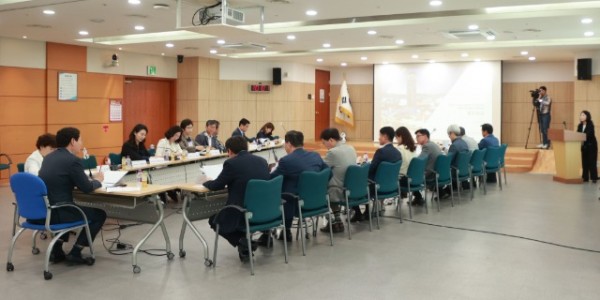 9-1. 지난 23일 용인특례시청 컨벤션홀에서 열린 _스마트관광도시 조성 세부사업 중간보고회_.jpg