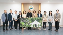 20240524 의원연구단체 용인, 역사종교문화여행의 시작, 수원교구 이성효 리노 주교와의 만남 가져(1).jpg