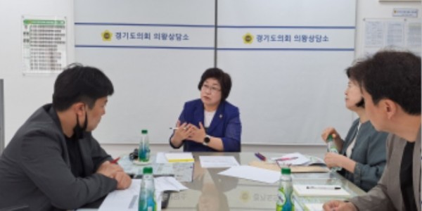 240611 김옥순 의원, 경기도군포의왕교육지원청과 학교 신설 및 이전 추진사항 관련 정담회 개최 (2).jpg