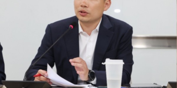 240614 이호동 의원, 폐교의 교육적 활용방안 마련을 위한 정책토론회 토론자로 나서.JPG.jpg