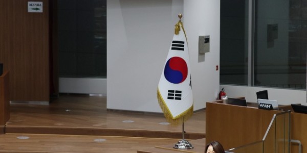 240614 신미숙 의원, 김동연 경기도지사에 경기도 역할과 책무 강조 (1).jpg