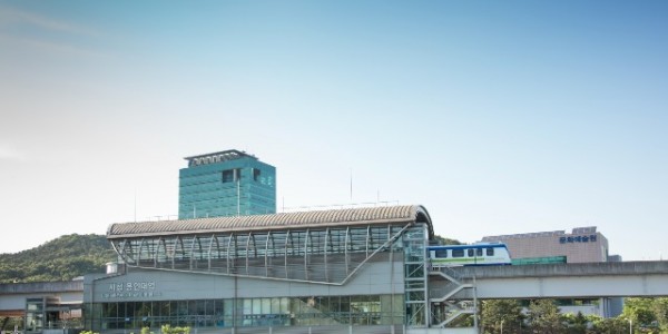 5. 용인경전철 전경.jpg