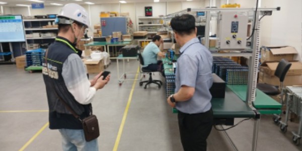 7. 용인특례시가 지역 내 배터리 제조공장의 안전사고 예방을 위해 긴급 안전 점검을 했다.jpg