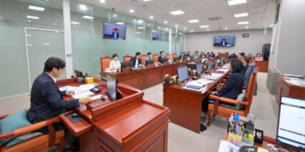 240725 기획재정위원회, 제11대 후반기 활동 시작...부위원장 선출 및 소관 기관 업무보고 실시.jpg