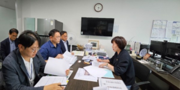 240806 이채영 의원, 경기도 사회혁신기획과 사업현황 점검 깜깜이 사업 없어야 (1).jpg