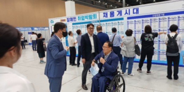 240904 박재용 의원, 2024년 장애인 취업박람회 참석 (1).jpg
