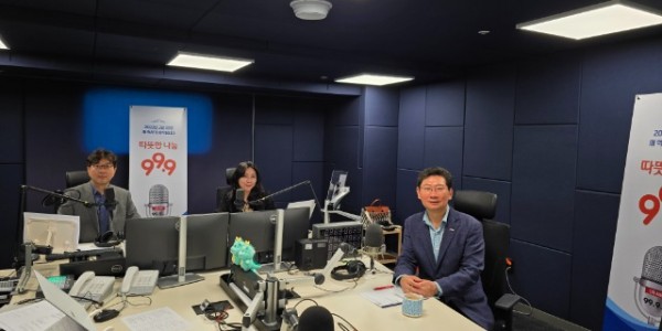 2. 이상일 용인특례시장이 27일 OBS 라디오에 출연했다.jpg
