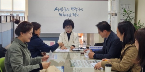 241030 황진희 의원, 국가책임 돌봄 강화 제안을 위한 정담회 실시.jpg