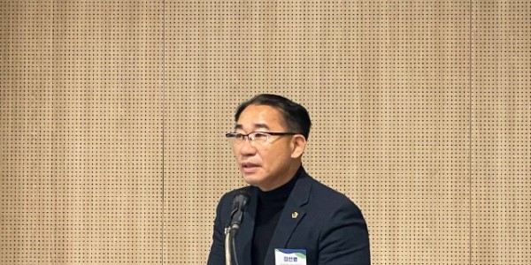 241031 김선영 의원, 2024 베이비부머일자리 혁신 전략 포럼 참석1.jpg