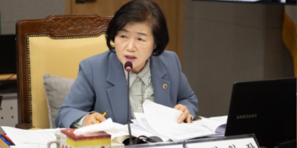 241111 김동희 의원, 외국인 인권보호와 이주여성 폭력피해 방지를 위해 종합적 전략 대책 마련 필요 (1).JPG.jpg