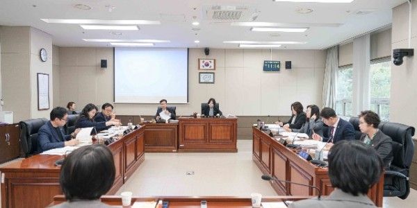 20241119 행정사무감사 1일차(4)-경제환경위원회.jpg