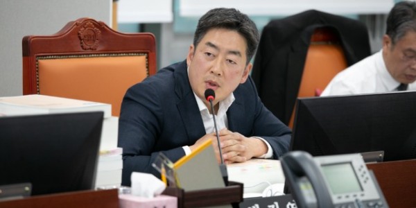 241126 박진영 의원, 경기도 본예산 심의, 예산 집행 구조 개선과 책임성 강화 촉구.jpg