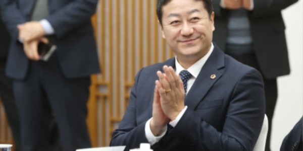 241127 김진경 의장, 대한민국 시도의회 의장협의회 제7차 임시회 참석...3급 신설 등 논의 (1).jpg