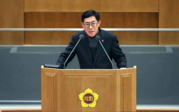 241128 박명수 의원, “사람-가축-환경은 하나로 연결돼 있다” 쾌적한 축사환경 조성을 위한 경기도 지원확대 촉구.JPG.jpg