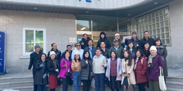 9. 17일 베트남 호치민시 공산당 간부·공무원이 용인특례시 기후변화체험교육센터를 방문했다.jpg