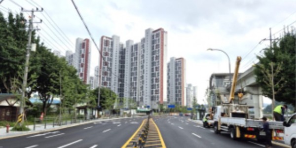 2. 용인특례시가 위수탁사업으로 진행한 처인구 고립지구 주변도로 현장 전경.jpg