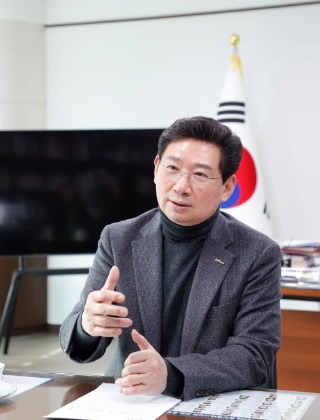 5. 이상일 용인특례시장.jpg