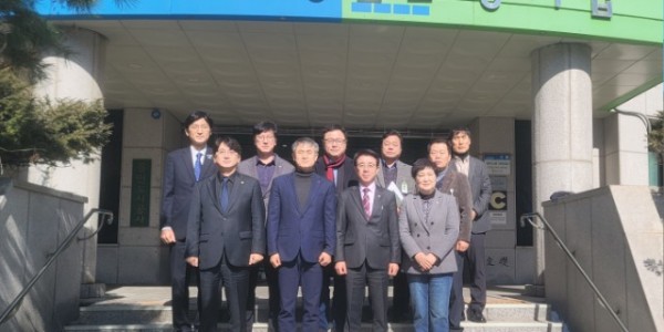 20250213 용인특례시의회 도시건설위원회, 용인도시공사 주요 사업 현황 점검(1).jpg