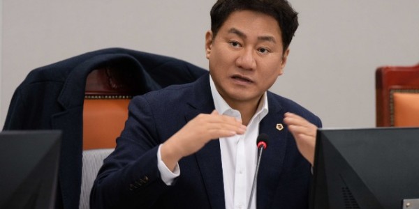 250214 오준환 의원, 방송영상밸리·일산테크노밸리·K-컬처밸리·기업성장센터를 하나로 묶어서 하나의 산업허브로 재탄성 시키자.jpg