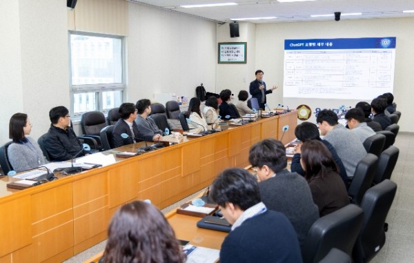 20250224 용인특례시의회, 챗GPT 직원 교육 실시(1).jpg