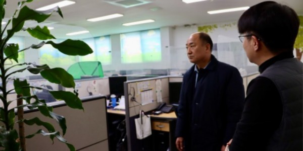 250304 이영희 의원, 경기 120 콜센터 찾아 상담사 근무 여건 직접 확인 (1).jpg