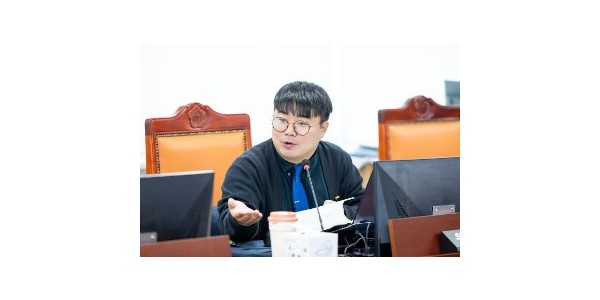 250307 유호준 의원, 공공기관담당관 만나 GH 이전 관련 의견 교환 (1).jpg