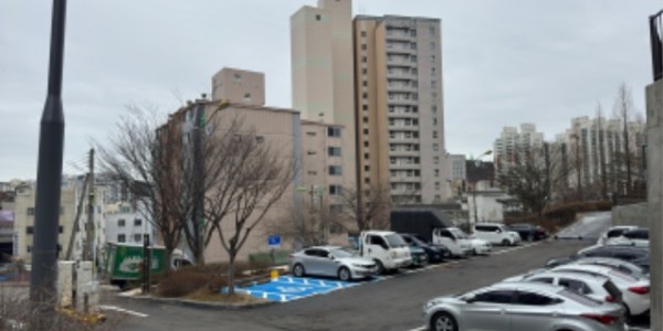 2-1. 용인중앙공원 부설 주차장 모습.jpg