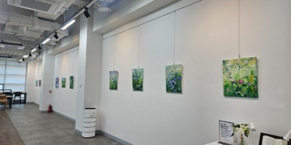 3-1. 수지도서관 북갤러리에서 진행 중인 - 스케치북을 열다’展.jpg