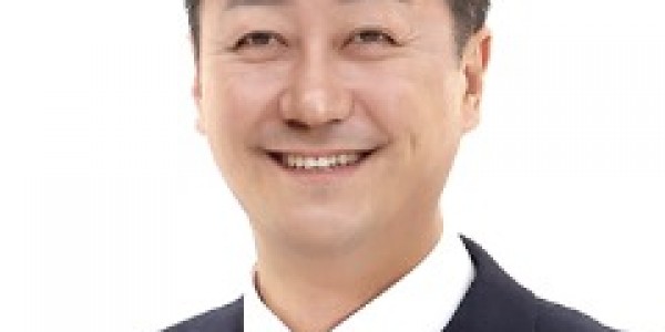 250313 김진경 의장, 3급 신설 및 전문위원 정수 확대 환영 (1).jpg