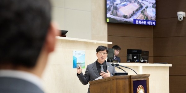 20250314 제291회 임시회 제2차 본회의 시정질문-김병민 의원(1).jpg