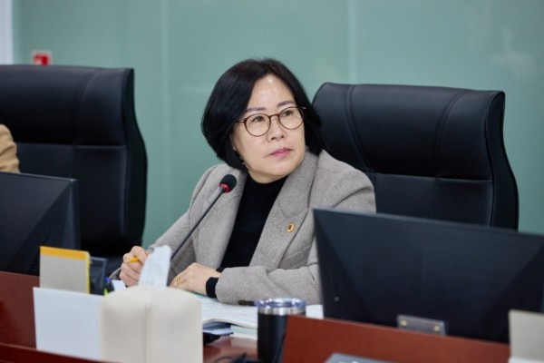 250324 서현옥 의원, 학교 내 전기차 충전소 설치, 안전이 최우선.jpg