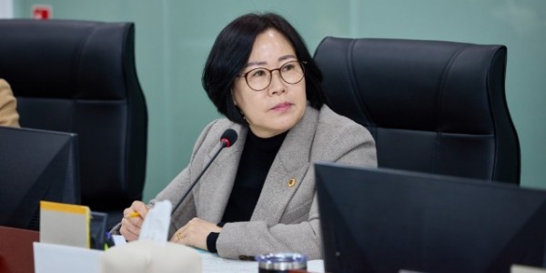 250324 서현옥 의원, 학교 내 전기차 충전소 설치, 안전이 최우선.jpg