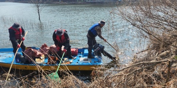 7. 기흥구, 기흥호수공원 일대 봄맞이 대청소 실시.jpg