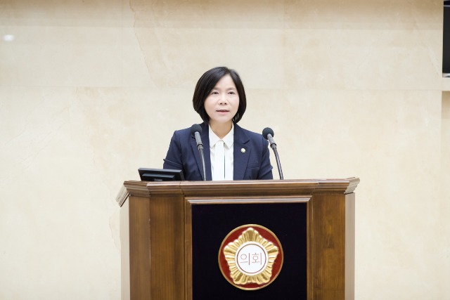 20250423 제292회 임시회 제3차 본회의 시정질문-신현녀 의원(1).jpg