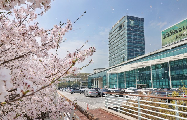 1. 용인특례시청 전경.JPG