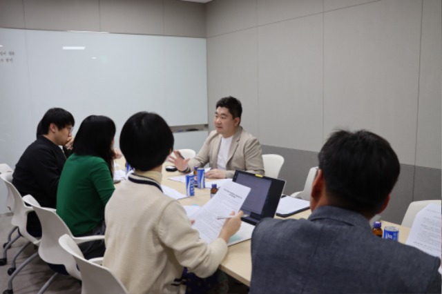 250429 장한별 의원, 현장체험학습 교사 부담 해소한다...현장체험학습 보조인력 배치 기준·방법 논의 가져 (1).jpg